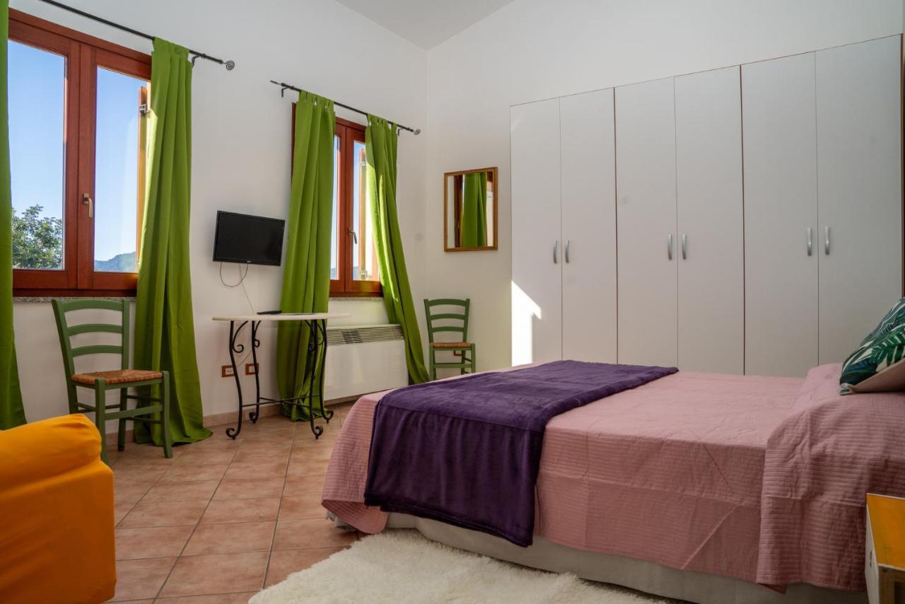Nora Guesthouse Rooms And Villas Pula Eksteriør bilde
